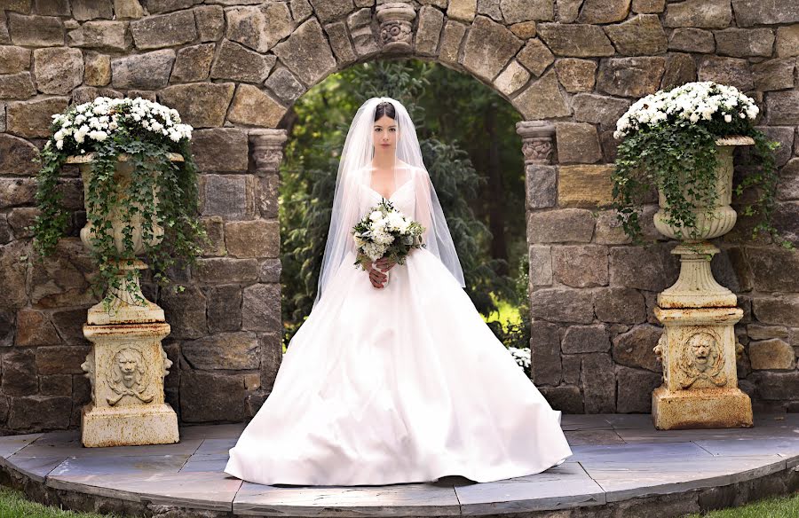 Fotografo di matrimoni Veronica Yankowski (veronicayankowsk). Foto del 4 maggio 2023