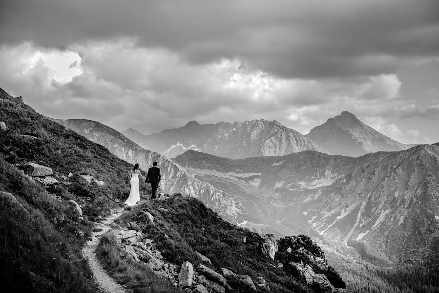 Fotografo di matrimoni Paweł Woźniak (wozniak). Foto del 8 aprile 2021