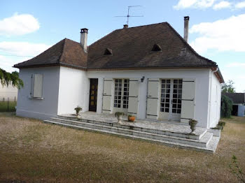 maison à Saint-Médard-de-Guizières (33)