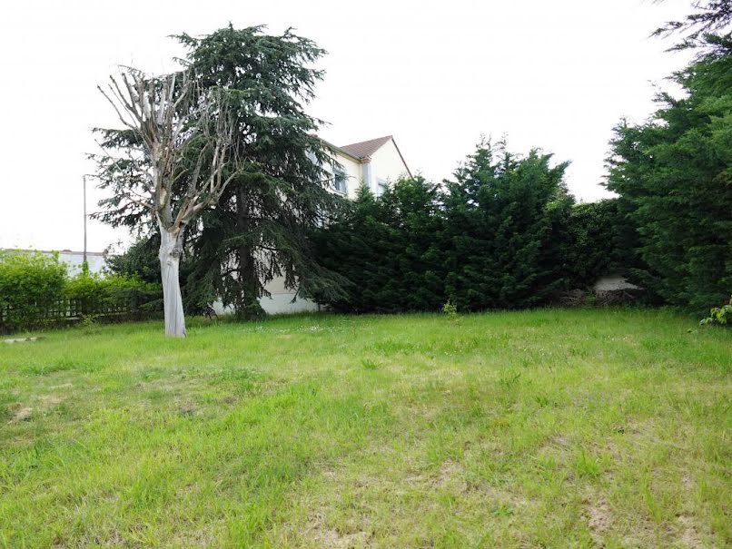 Vente terrain  878 m² à Bezons (95870), 450 000 €