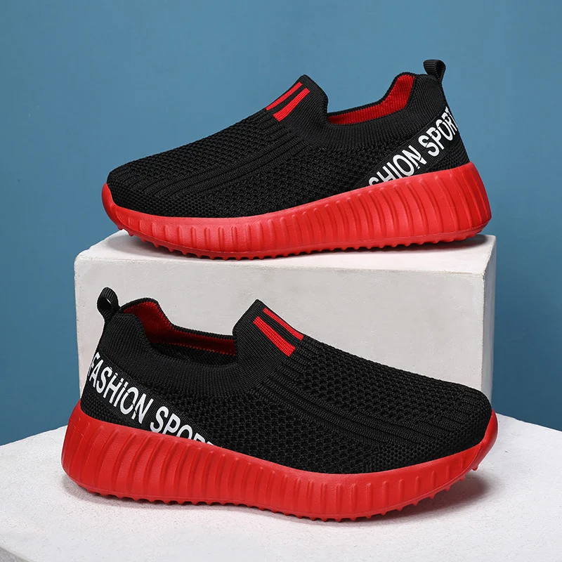 Chaussures décontractées douces et respirantes pour filles Confort et légèreté pour toutes les activités quotidiennes. Idéales pour jouer, explorer et se détendre.