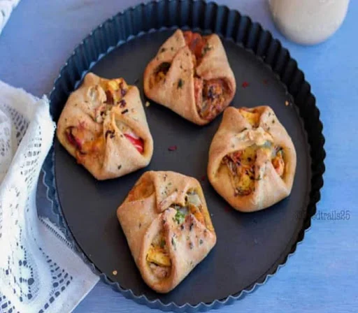 Paneer Capsicum Parcel