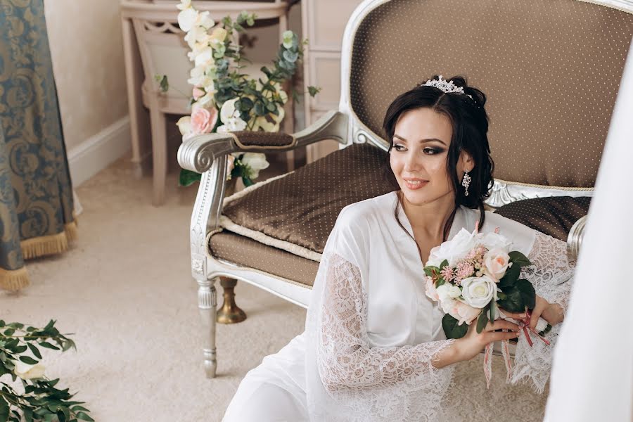 ช่างภาพงานแต่งงาน Irina Guschina (irinagushchina73) ภาพเมื่อ 26 มีนาคม 2019