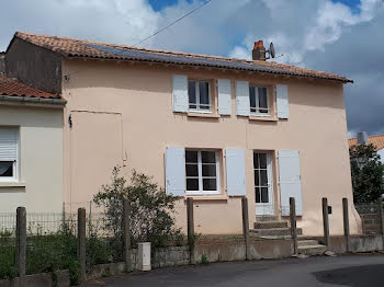 maison à Nesmy (85)