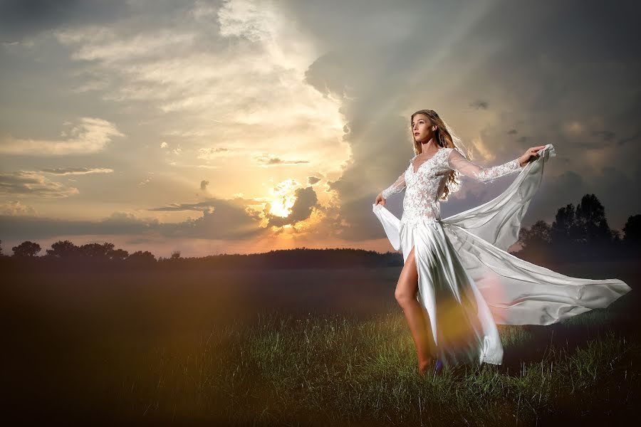 Photographe de mariage Tibor Kaszab (weddingfantasyhu). Photo du 13 mai 2018