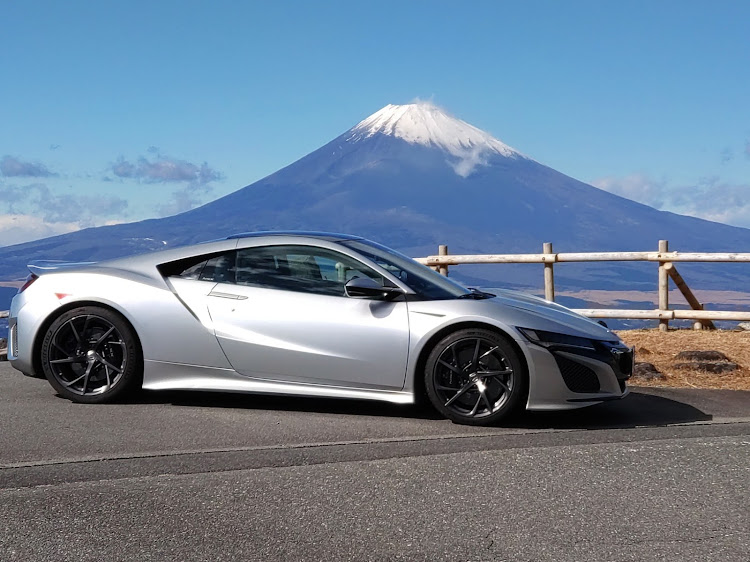 MotoGR86さんが投稿した富士山とコラボに関するカスタム事例の投稿画像1枚目