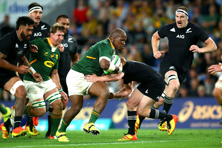 Bongi Mbonambi of SA makes a run during the Rugby Championship match against the All Blacks at Cbus Super Stadium on October 2 2021 in Gold Coast, Australia. Picture: JONO SEARLE/GETTY IMAGES