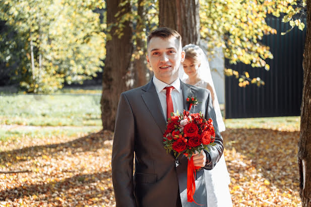 Fotógrafo de casamento Sergey Bezmenov (bezimianniy). Foto de 12 de fevereiro 2019