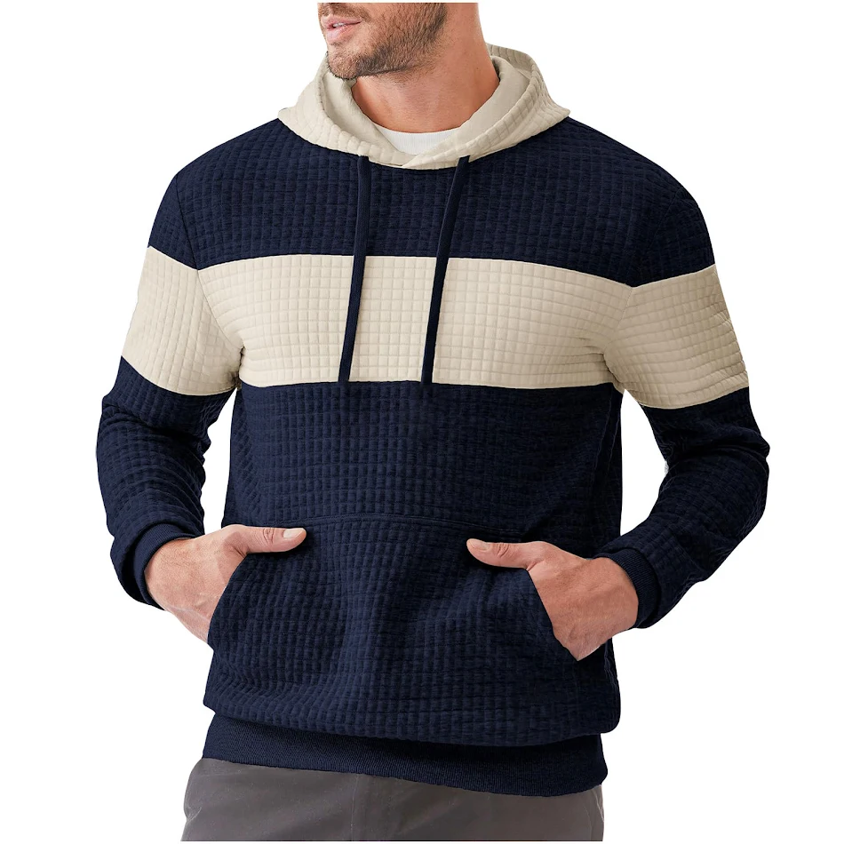 Heren hoodie met lange mouwen en trekkoord. Comfortabel en stijlvol voor dagelijks gebruik. Ideaal voor een relaxte en casual uitstraling.