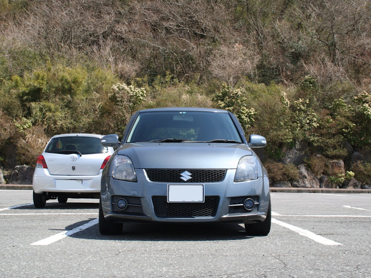 スイフトスポーツのドライブ・桜に関するカスタム事例の投稿画像1枚目