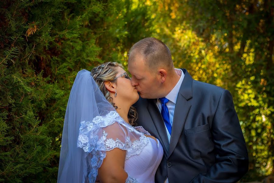 Wedding photographer Gábor Csurgó (csurgo). Photo of 3 March 2019