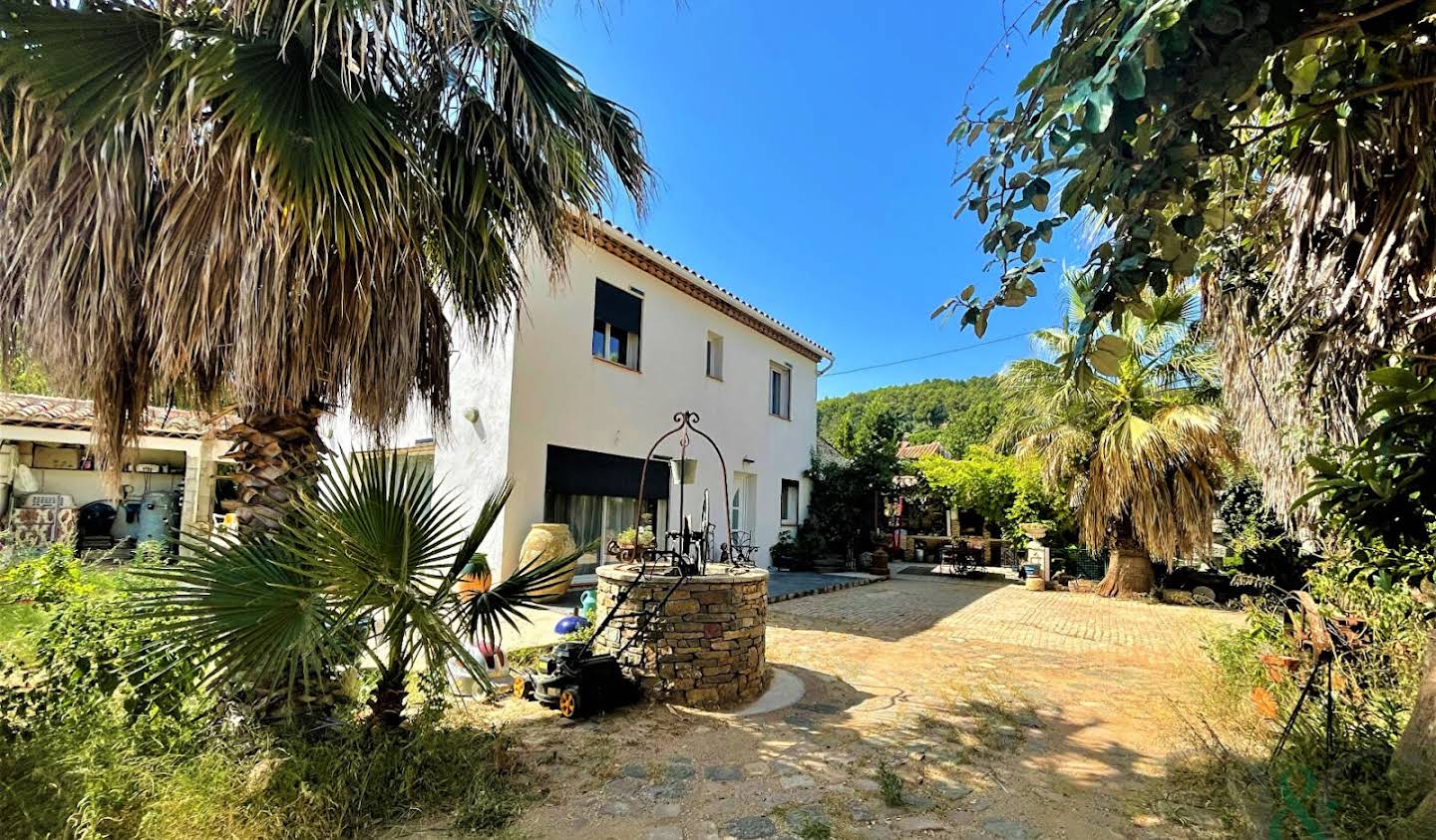 House with pool and terrace Carnoules