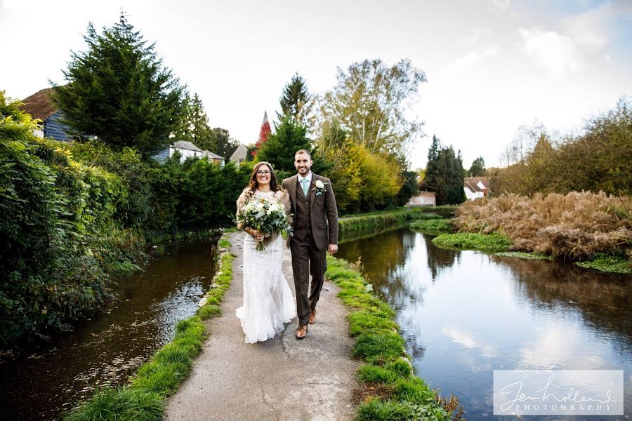 Hääkuvaaja Jen Holland (jenhollandphoto). Kuva otettu 2. heinäkuuta 2019