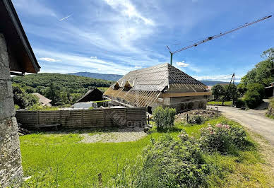 House with garden 11