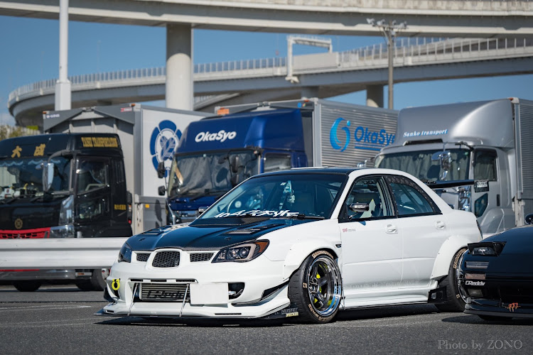 インプレッサ WRX STIの早朝ミーティング・新旧コラボ・#大黒PA・team BOXER・パーカーに関するカスタム事例の投稿画像7枚目