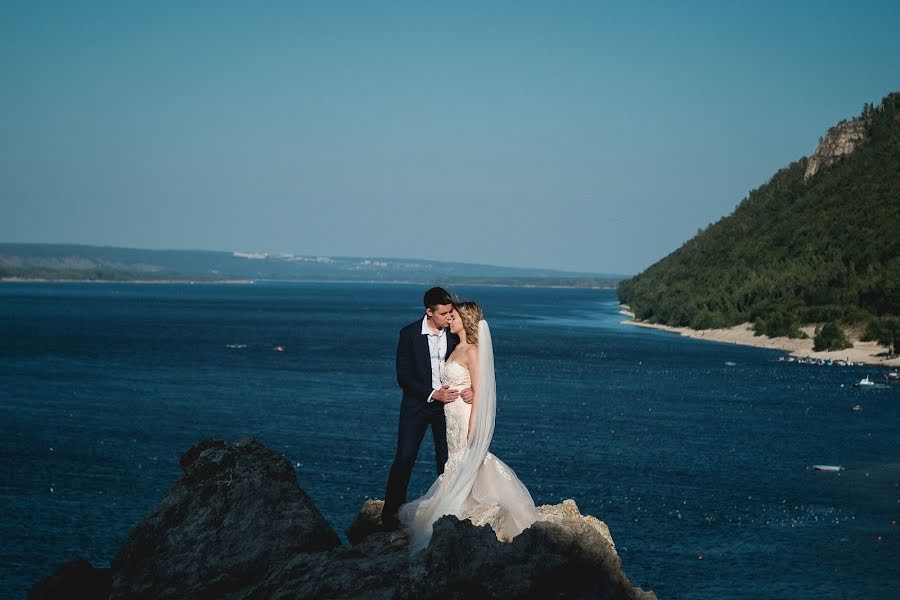 Fotógrafo de casamento Vadim Blagodarnyy (vadimblagodarny). Foto de 4 de setembro 2018