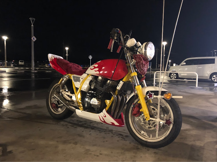 ぽさんが投稿した暴走族・現役・xjr400・県西仕様・街道レーサーに関するカスタム事例の投稿画像3枚目