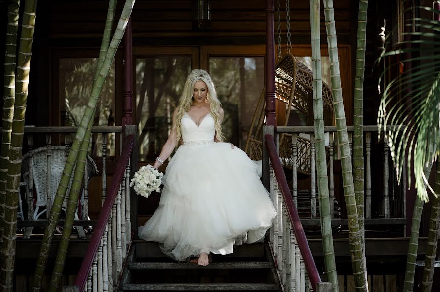 Wedding photographer Andrew Follan (newblackstudios). Photo of 3 June 2020