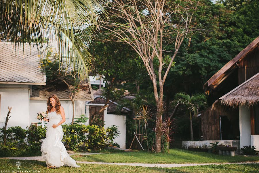 Wedding photographer Aleksandra Botvinovskaya (tsezarina). Photo of 12 February 2013