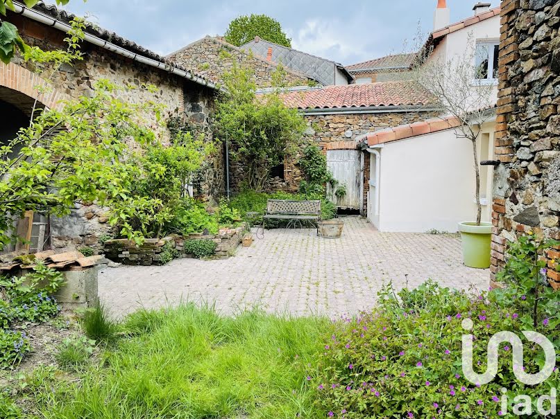 Vente maison 4 pièces 104 m² à Coron (49690), 130 000 €