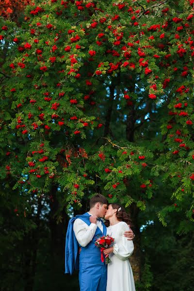 Fotografo di matrimoni Anna Krutikova (annakrutikova). Foto del 4 dicembre 2021