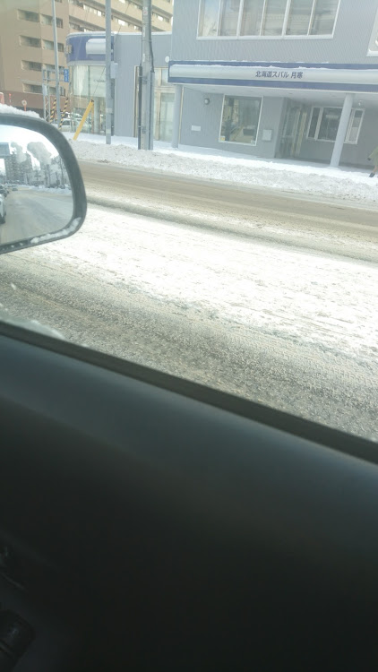 bBの北海道・札幌・雪・積もった……・安全運転で行きましょー♪に関するカスタム事例の投稿画像2枚目