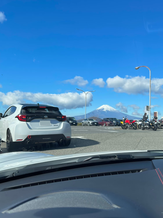 ケイマン GT4の今年最後の定例聖地巡礼・富士山が綺麗でした✨・日本庭園・朝焼けと夕焼け・日向ぼっこ☀️に関するカスタム事例の投稿画像11枚目