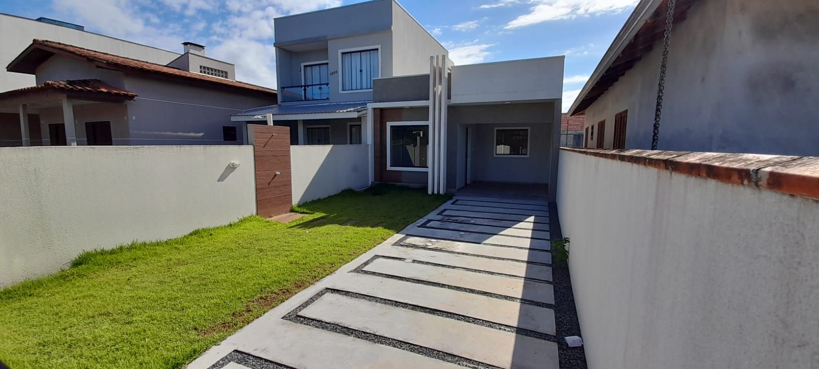 Casas à venda Jardim Perola do Atlântico