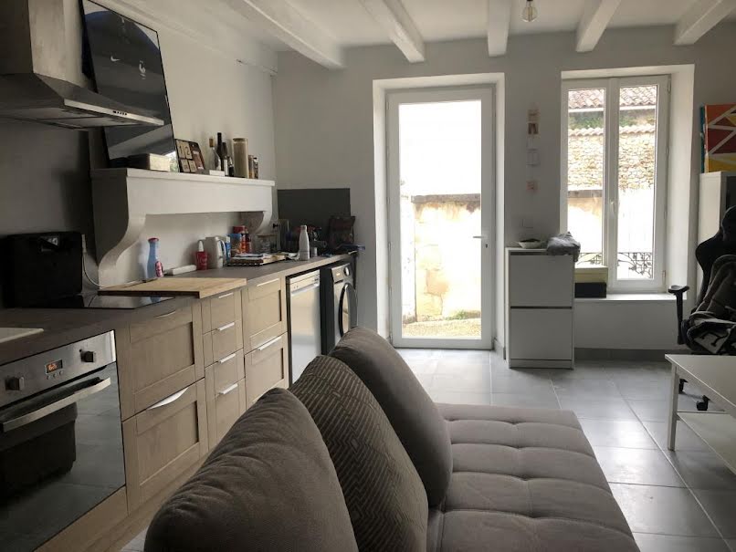 Vente maison 2 pièces 53 m² à Bouresse (86410), 55 900 €