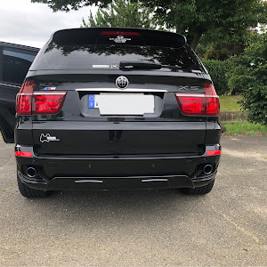 X5 xDrive 30i