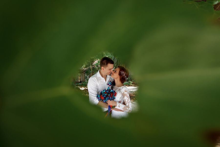 Wedding photographer Vladislav Nekrasov (stepmystep). Photo of 5 January 2018