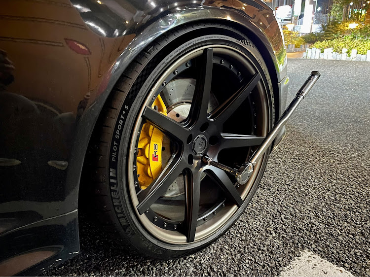 RS6 アバントのRS6 アバント・4FBUHS・MICHELIN PILOT SPORT 4S・ドライブに関するカスタム事例の投稿画像2枚目