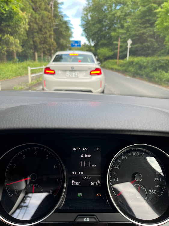 ゴルフ7のみんなの車高調が見てみたい・今日は清々しい天気・解体工事で煩い👷・M2に遭遇に関するカスタム事例の投稿画像4枚目