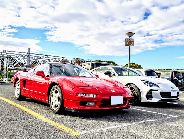 BRZの昭和レトロカー万博2024・序盤！？　第1弾！🙌・やっぱ　イベント🎪🚘のw　🅿は…　アツイ♨🔥😆❤️・NSXさんをw　ニャンパ😍🕵️🤣🎵👍💦・大阪万博記念公園に関するカスタム事例の投稿画像53枚目