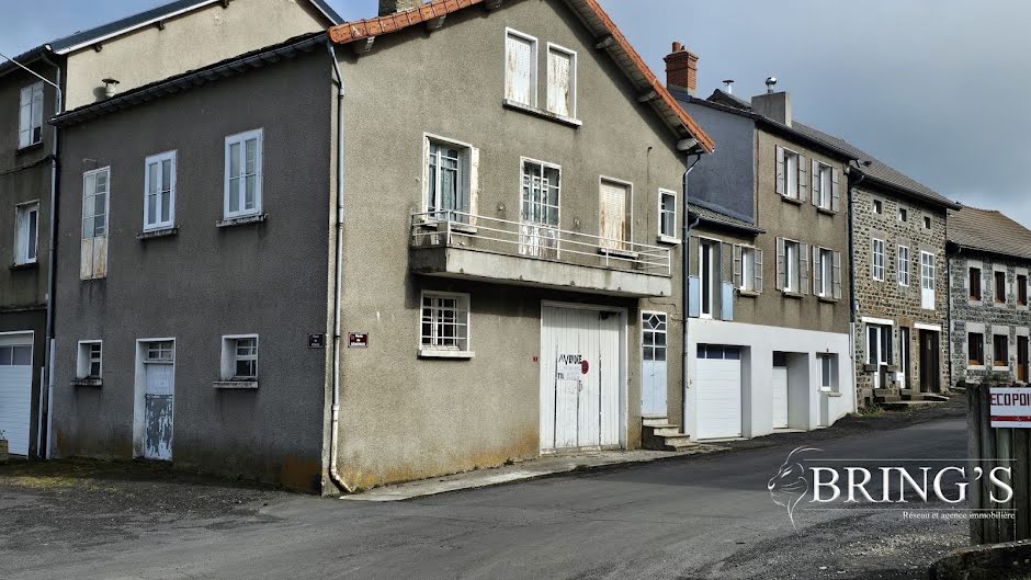 Vente maison 7 pièces 180 m² à Fay-sur-Lignon (43430), 119 000 €