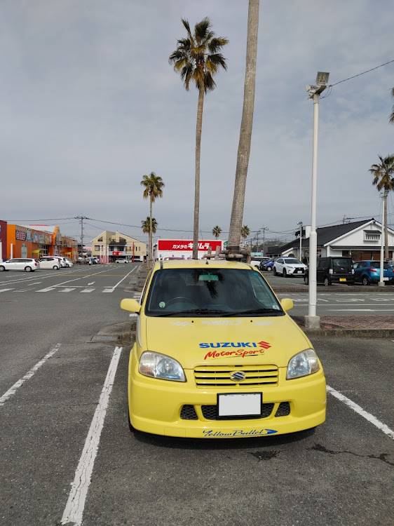 スイフトスポーツの日向ぼっこ中・仕事が詰まってる・でも休みたい・オートバックス・イエローハットに関するカスタム事例の投稿画像2枚目
