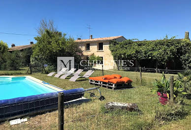 Property with pool and garden 9