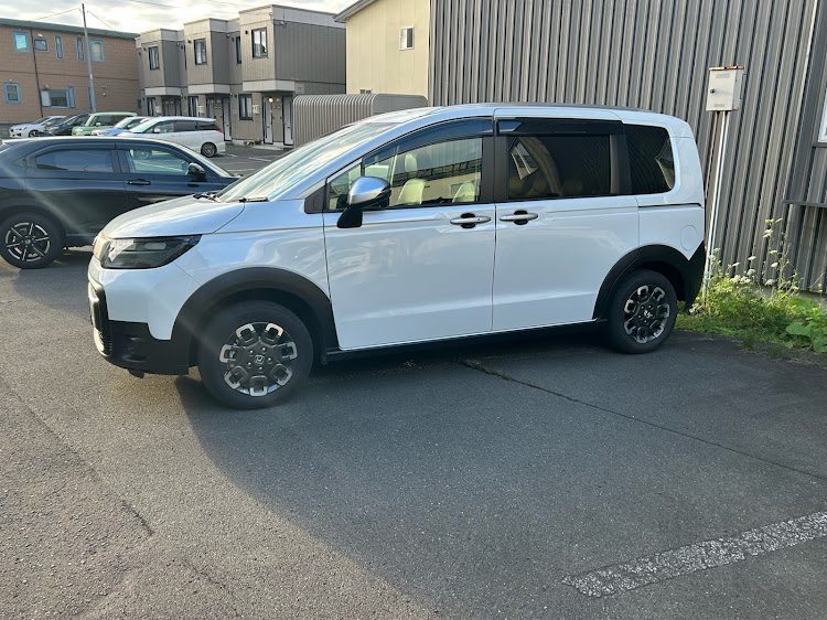 フリードの愛車の涼しい姿写真展に関するカスタム事例の投稿画像1枚目