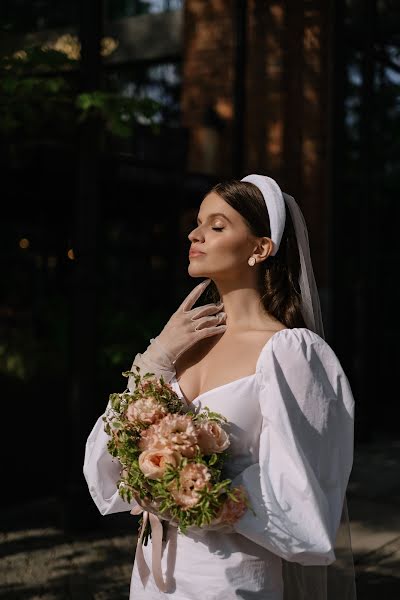 Fotógrafo de casamento Viktoriya Kotova (kotovafoto). Foto de 10 de julho 2023