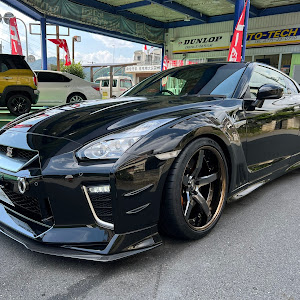 NISSAN GT-R R35