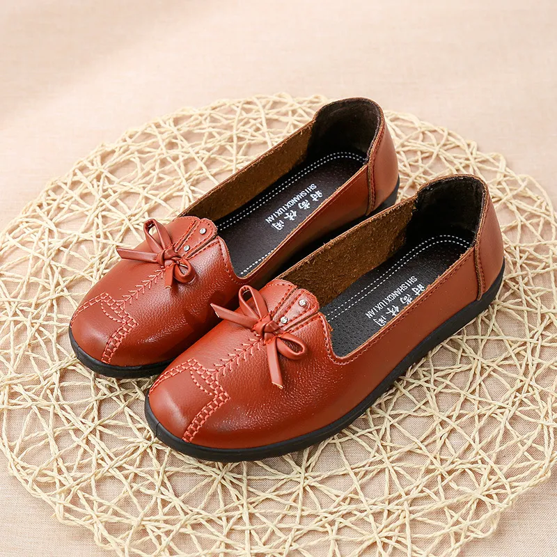 Platte Schoenen voor Dames van Middelbare en Oudere Leeftijd Comfortabel en Stijlvol Ideaal voor Dagelijks Gebruik Gemakkelijk Aan en Uit te Trekken Perfect om te Lopen