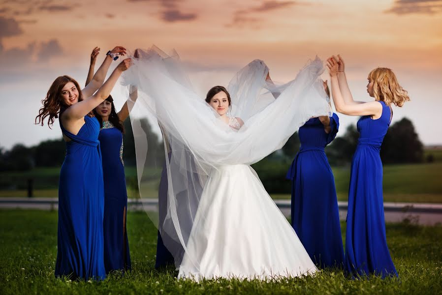 Fotógrafo de bodas Lyudmila Makienko (milamak). Foto del 13 de noviembre 2017