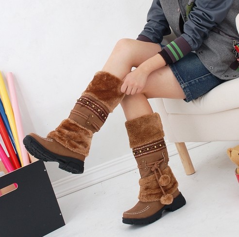 Title 3, Large size snow boots with thick soles, thick w...