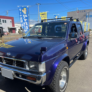 ダットサントラック 4WD