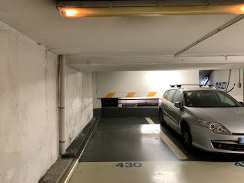 parking à Paris 20ème (75)