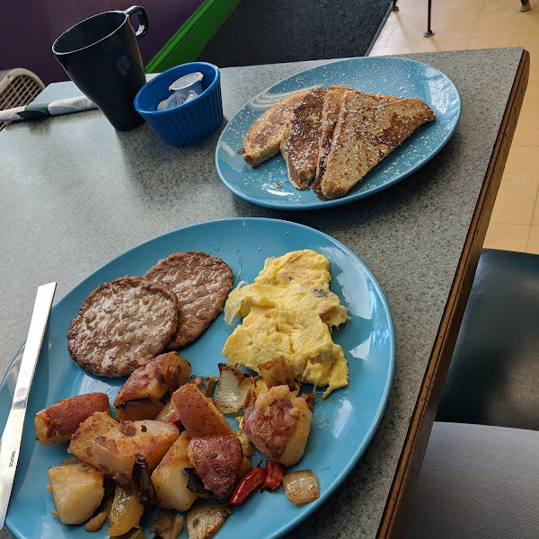 Gluten-Free Breakfast at The Moon And Back Cafe