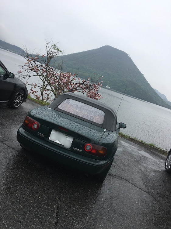 ロードスターのドライブ・車好きと繋がりたい・車好き女子・ユーノスロードスターに関するカスタム事例の投稿画像2枚目