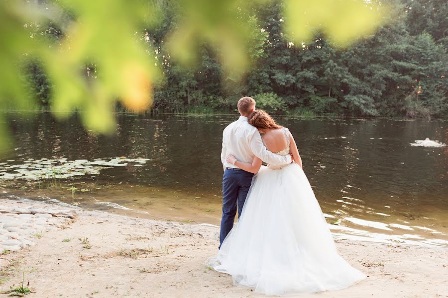 Fotografo di matrimoni Nadya Popova (iva87). Foto del 1 febbraio 2018