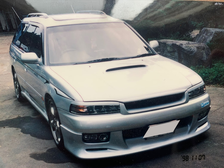 インプレッサ スポーツの歴代のホイール見てみたい・かわいい相棒・いいねありがとうございますm(__)m・歴代のホイール色々に関するカスタム事例の投稿画像3枚目