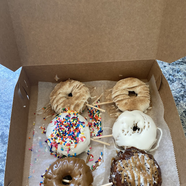 Gluten-Free Donuts at Donutz On a Stick & Ice Cream